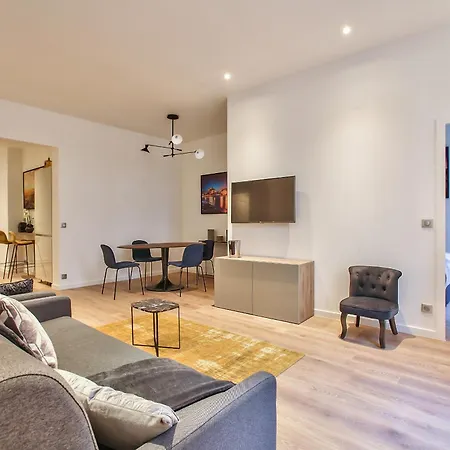 Urbanflat 64 - De Luxe Proche Champs-elysees Parijs